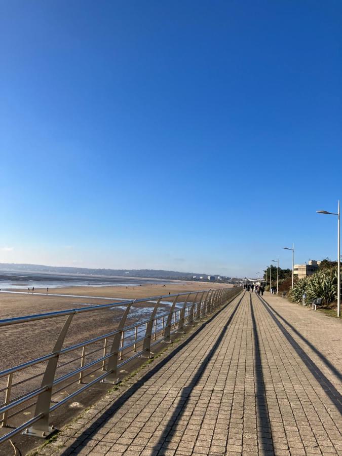 Swansea Bay, Marina & Arena View Mins To Beach & City Exterior photo