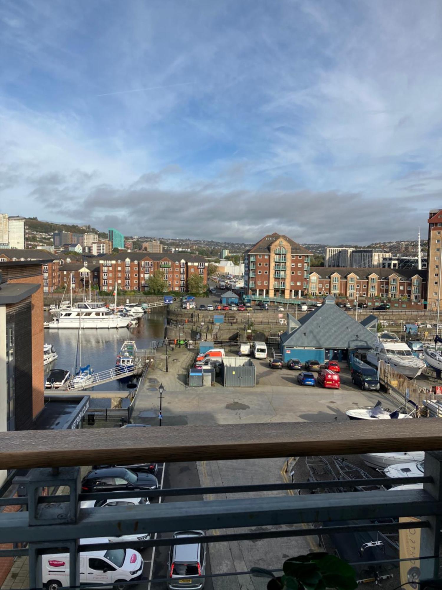 Swansea Bay, Marina & Arena View Mins To Beach & City Exterior photo