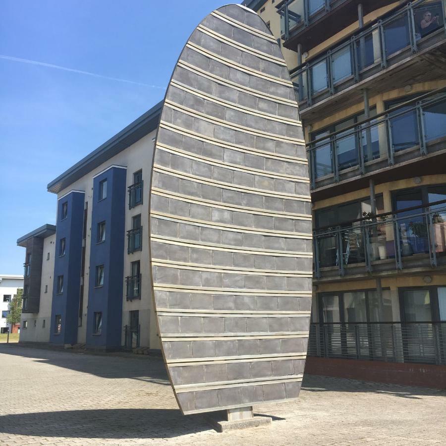Swansea Bay, Marina & Arena View Mins To Beach & City Exterior photo